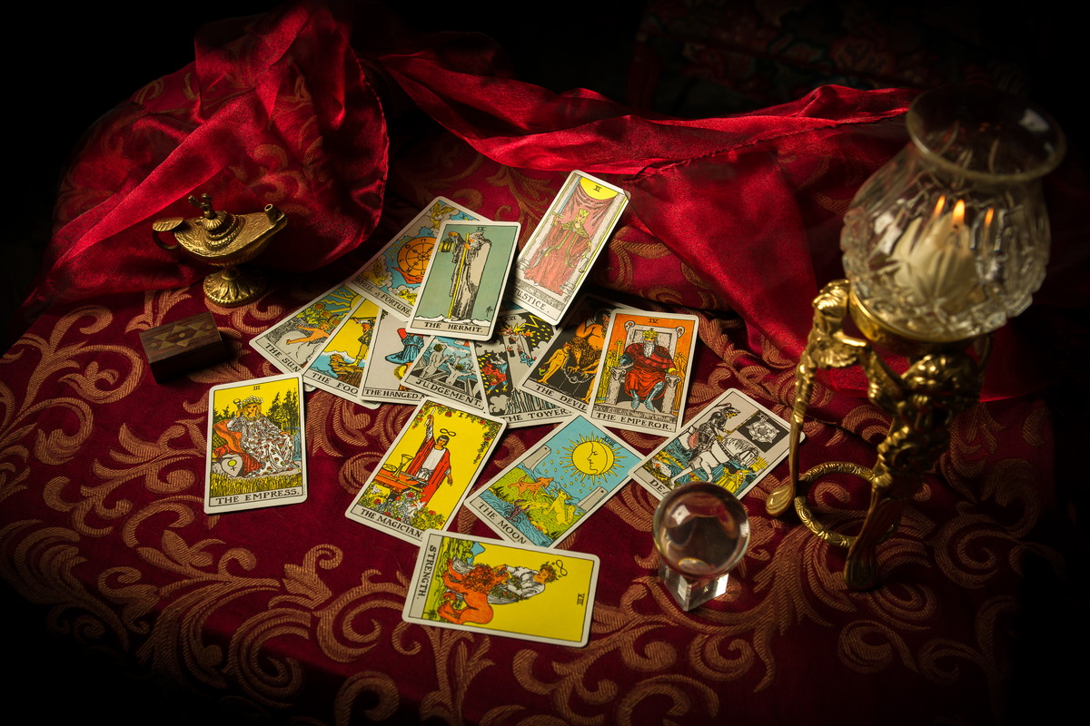 composition of tarot cards